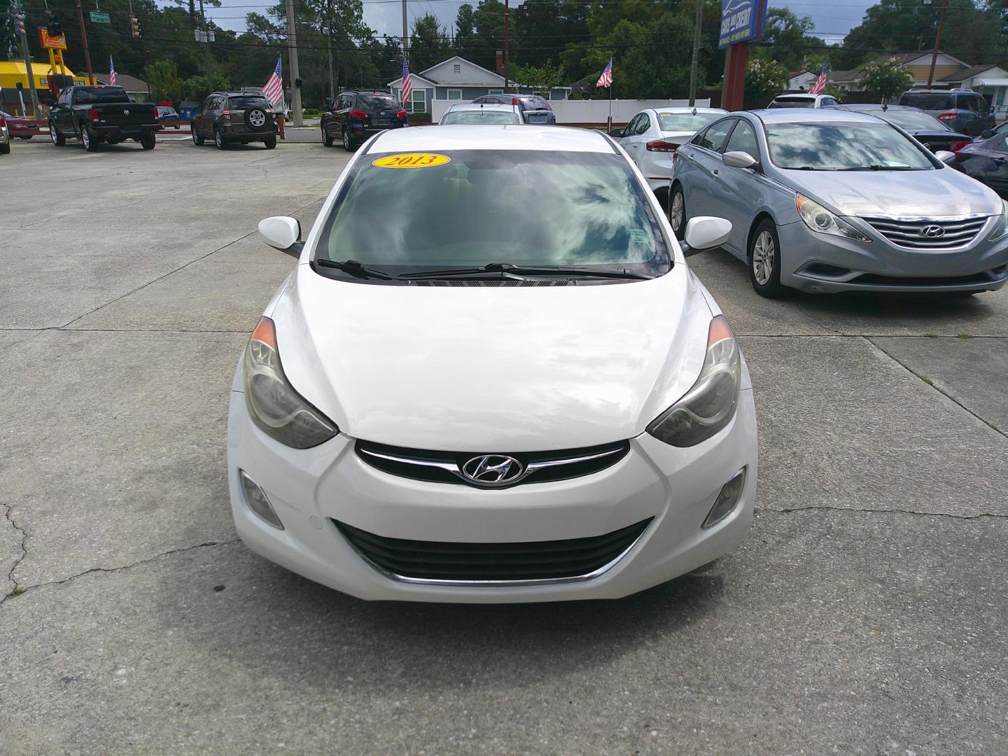 2013 WHITE HYUNDAI ELANTRA GLS; LIMITED (5NPDH4AE3DH) , located at 1200 Cassat Avenue, Jacksonville, FL, 32205, (904) 695-1885, 30.302404, -81.731033 - Photo#0